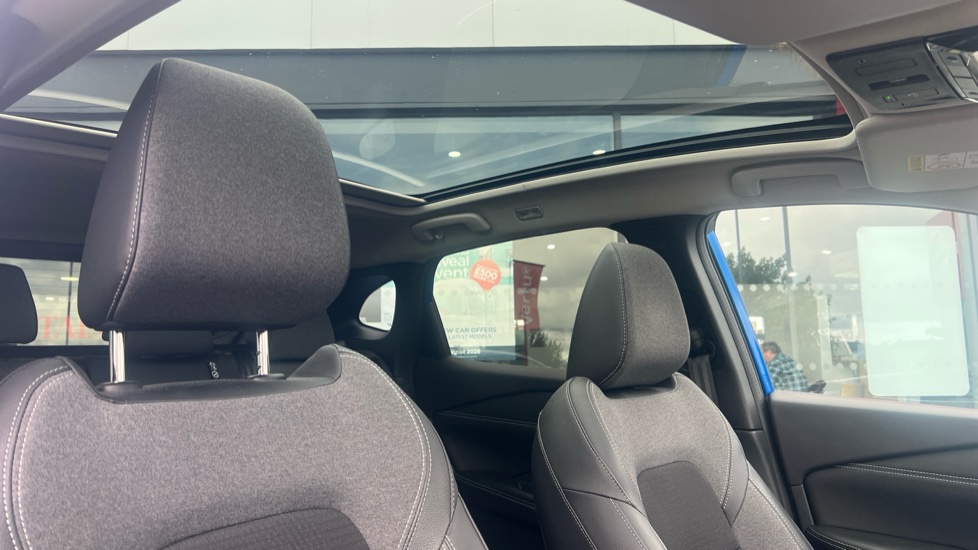 Nissan Qashqai 1.3 DiG-T MH 158 N-Connecta 5dr Xtronic Petrol Hatchback - Image 22