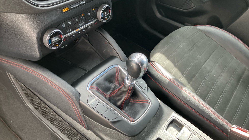 Ford Kuga 1.5 EcoBoost 150 ST-Line X Edition 5dr Petrol Estate - Image 13
