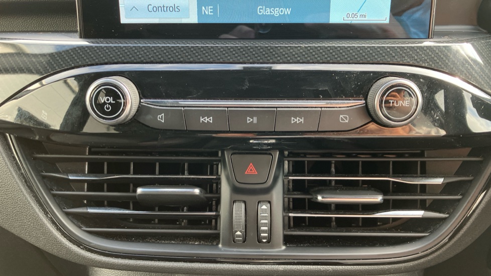 Ford Kuga 1.5 EcoBoost 150 ST-Line X Edition 5dr Petrol Estate - Image 29