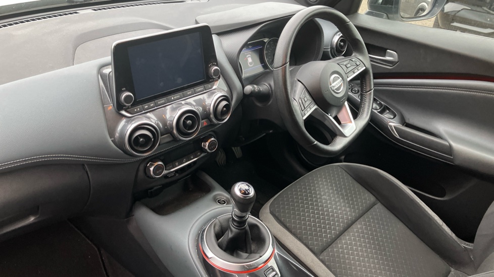 Nissan Juke 1.0 DiG-T N-Connecta 5dr Petrol Hatchback - Image 9