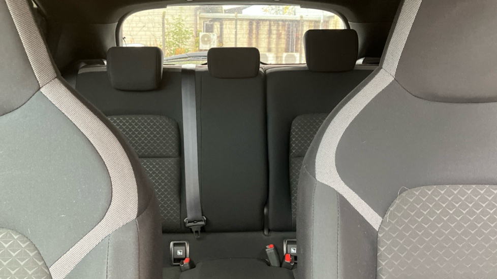Nissan Juke 1.0 DiG-T N-Connecta 5dr Petrol Hatchback - Image 15