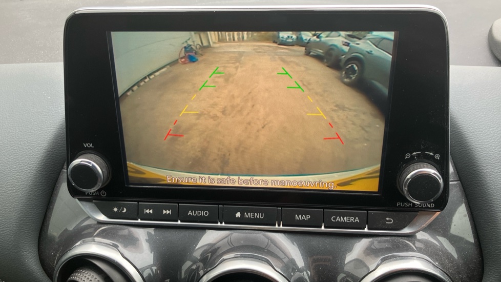 Nissan Juke 1.0 DiG-T N-Connecta 5dr Petrol Hatchback - Image 22