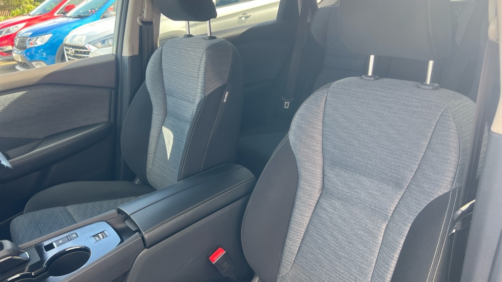 Nissan X-Trail 1.5 MHEV 163 N-Connecta 5dr Xtronic Petrol Station Wagon - Image 21