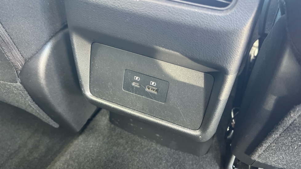 Nissan X-Trail 1.5 MHEV 163 N-Connecta 5dr Xtronic Petrol Station Wagon - Image 27