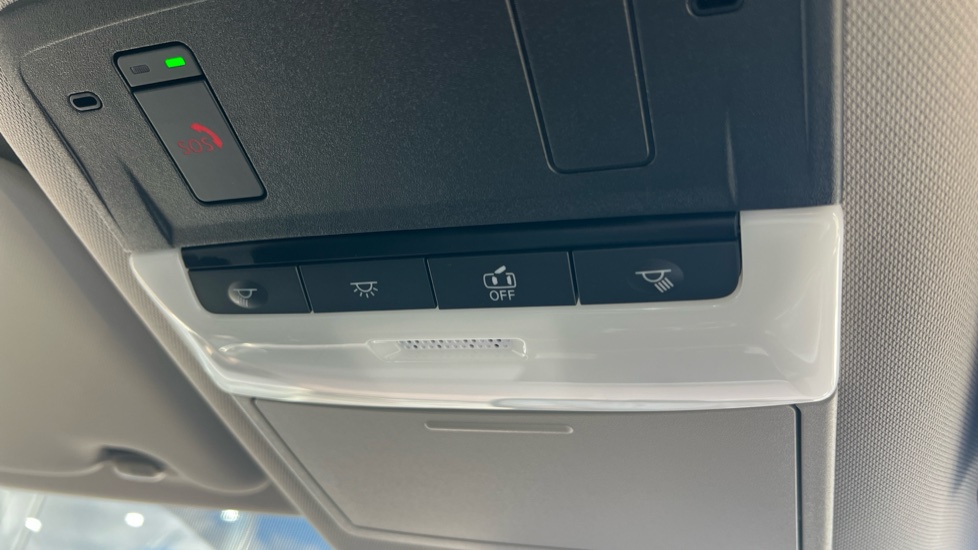 Nissan X-Trail 1.5 MHEV 163 N-Connecta 5dr Xtronic Petrol Station Wagon - Image 29