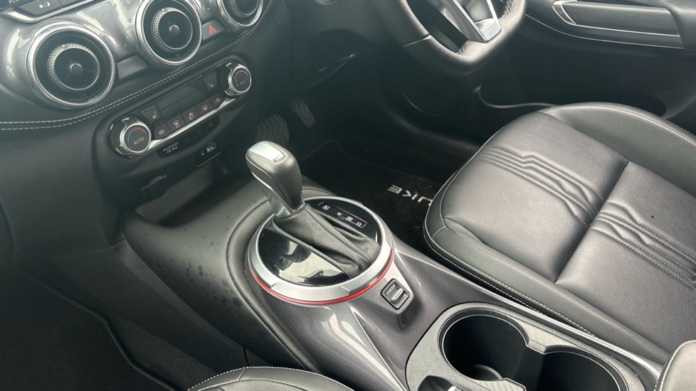 Nissan Juke 1.0 DiG-T 114 Tekna 5dr DCT Petrol Hatchback - Image 13