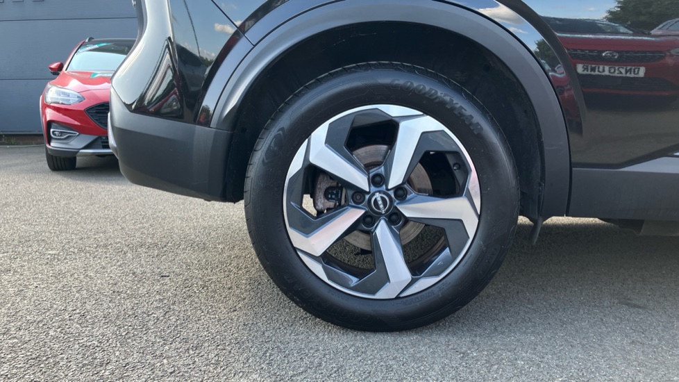 Nissan Qashqai 1.5 E-Power N-Connecta 5dr Auto Hybrid Hatchback - Image 7