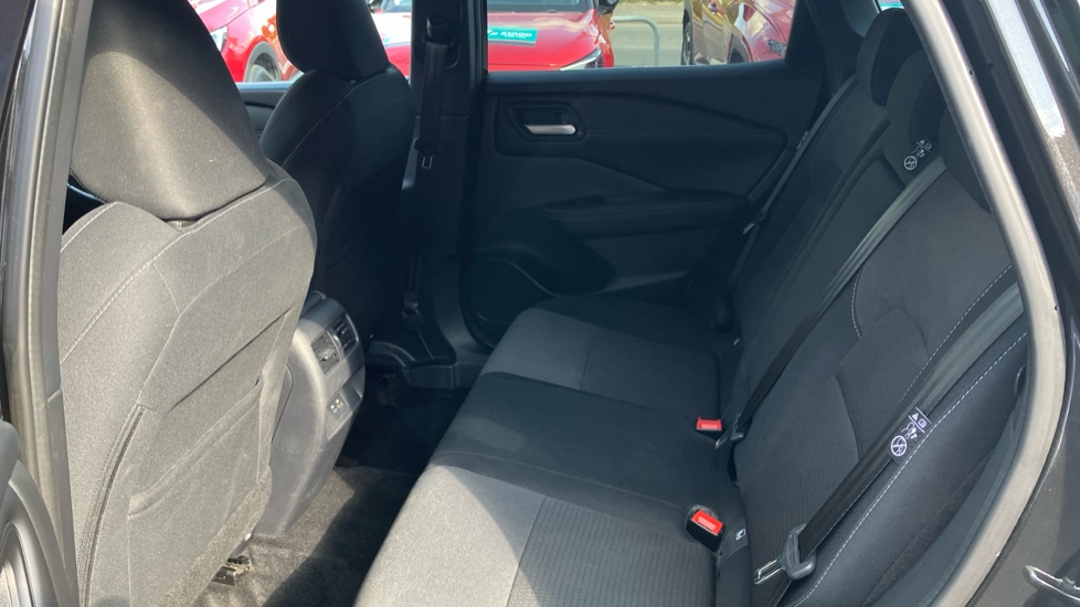 Nissan Qashqai 1.5 E-Power N-Connecta 5dr Auto Hybrid Hatchback - Image 16