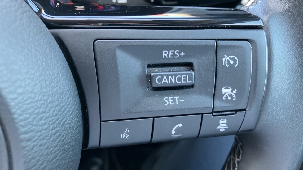 Nissan Qashqai 1.5 E-Power N-Connecta 5dr Auto Hybrid Hatchback - Image 21