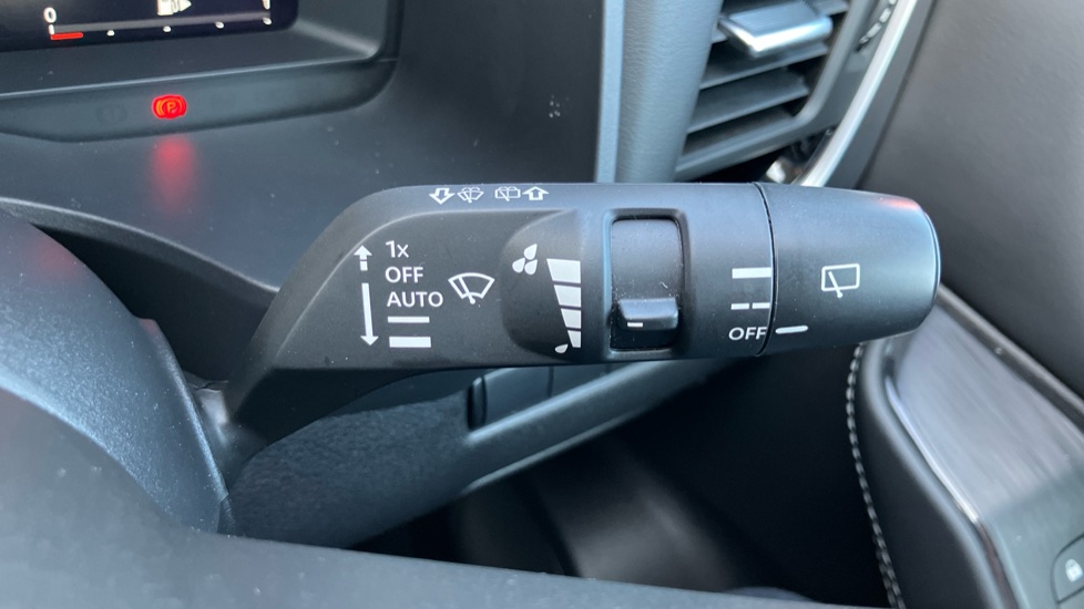 Nissan Qashqai 1.5 E-Power N-Connecta 5dr Auto Hybrid Hatchback - Image 24