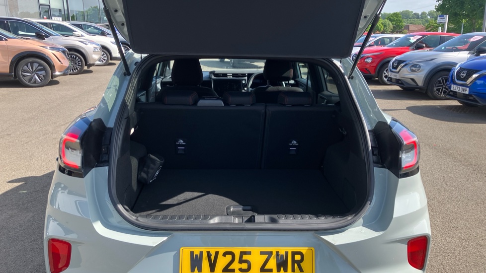 Ford Puma 1.0 EcoBoost Hybrid mHEV ST-Line 5dr DCT Petrol Hatchback - Image 4