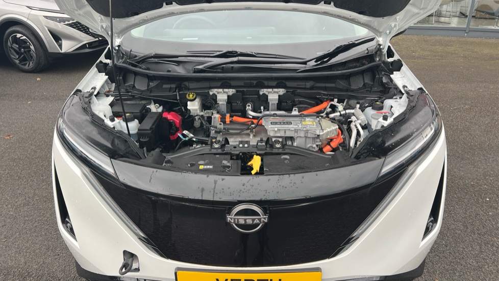 Nissan ARIYA 160kW Shiro 63kWh 5dr Auto Electric Hatchback - Image 8