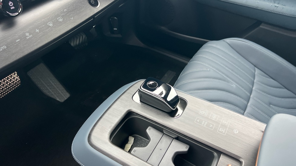 Nissan ARIYA 160kW Evolve 63kWh 5dr Auto [Sport Pack] Electric Hatchback - Image 13