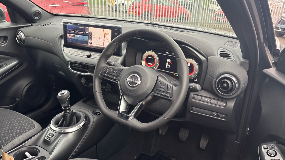 Nissan Juke 1.0 DiG-T N-Connecta 5dr Petrol Hatchback - Image 11