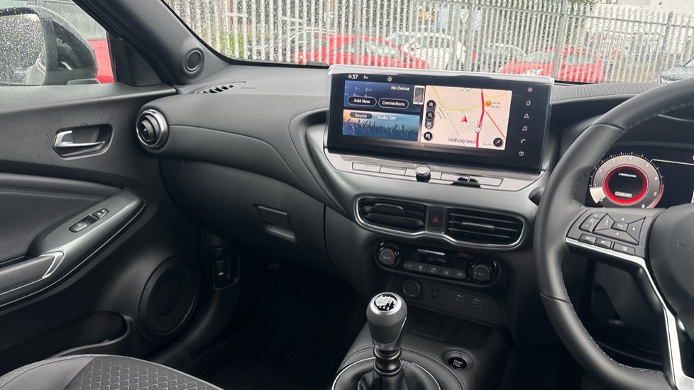 Nissan Juke 1.0 DiG-T N-Connecta 5dr Petrol Hatchback - Image 14