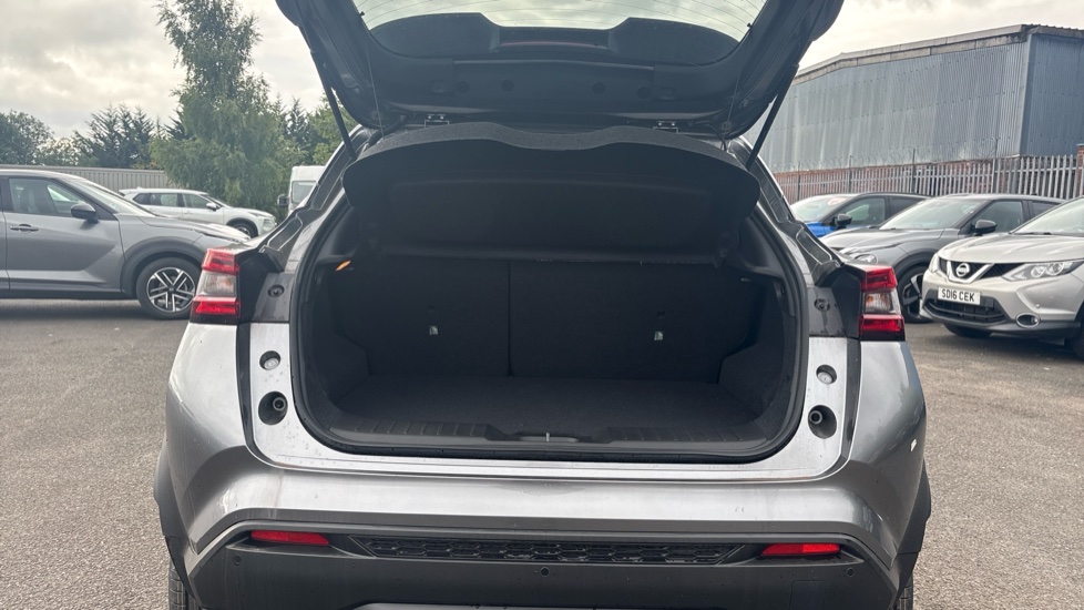 Nissan Juke 1.0 DiG-T N-Connecta 5dr Petrol Hatchback - Image 4