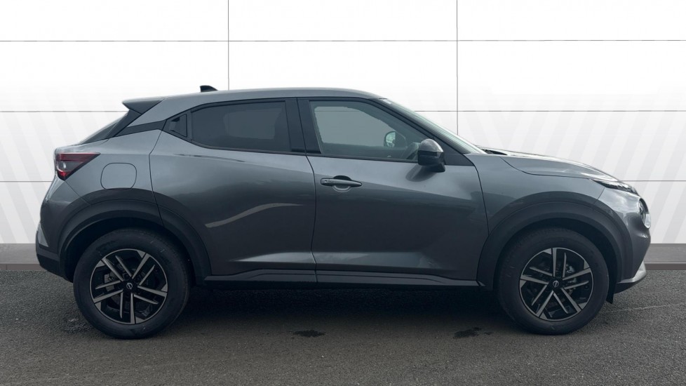 Nissan Juke 1.0 DiG-T N-Connecta 5dr Petrol Hatchback - Image 5