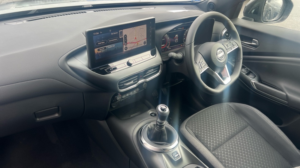 Nissan Juke 1.0 DiG-T N-Connecta 5dr Petrol Hatchback - Image 9