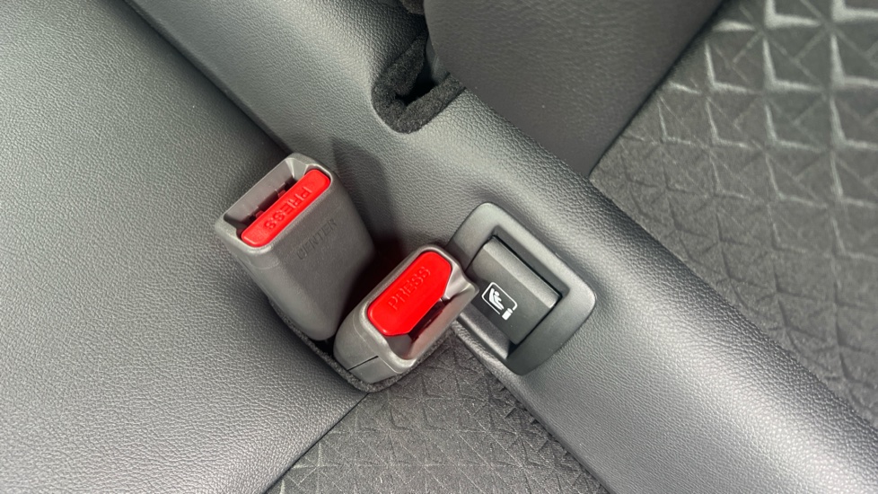 Nissan Juke 1.0 DiG-T N-Connecta 5dr Petrol Hatchback - Image 17