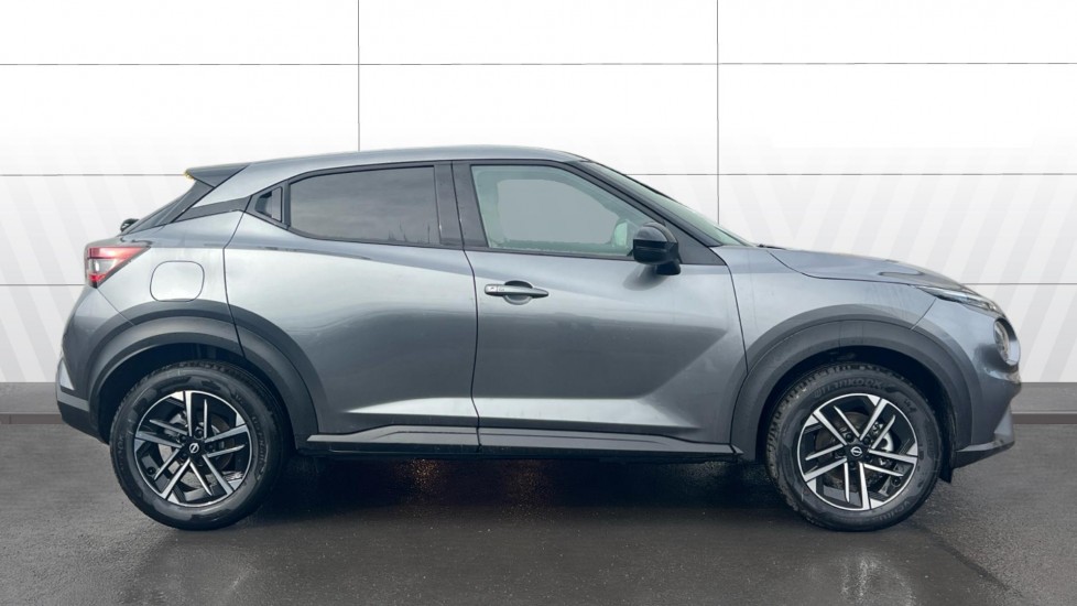 Nissan Juke 1.0 DiG-T N-Connecta 5dr Petrol Hatchback - Image 5