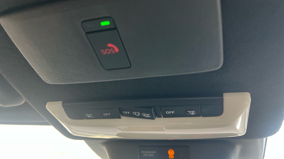 Nissan Juke 1.0 DiG-T N-Connecta 5dr Petrol Hatchback - Image 24