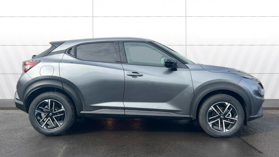 Nissan Juke 1.0 DiG-T N-Connecta 5dr Petrol Hatchback - Image 5