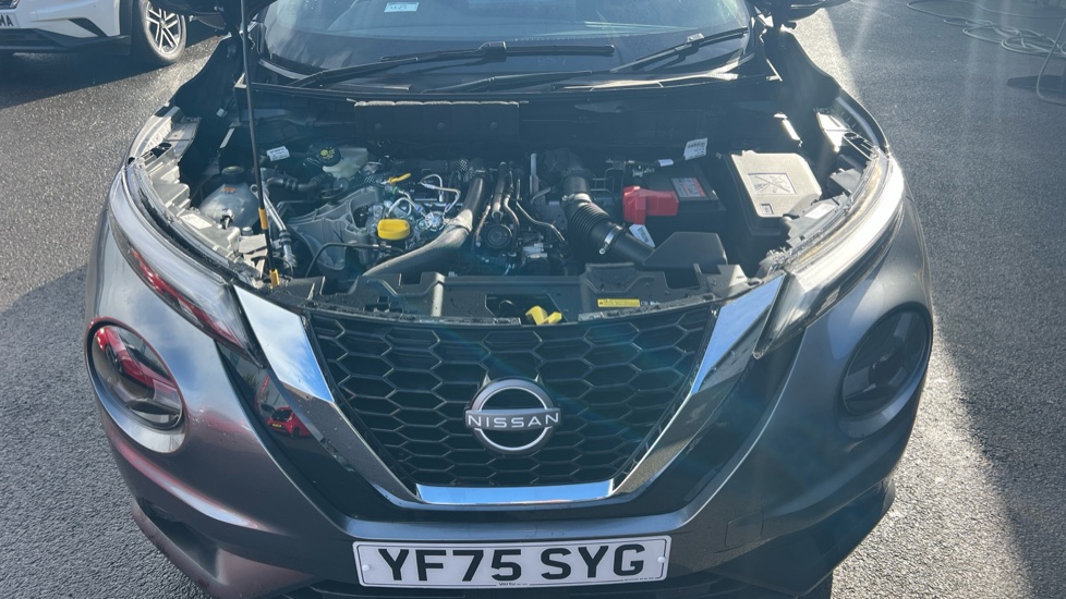 Nissan Juke 1.0 DiG-T N-Connecta 5dr Petrol Hatchback - Image 8
