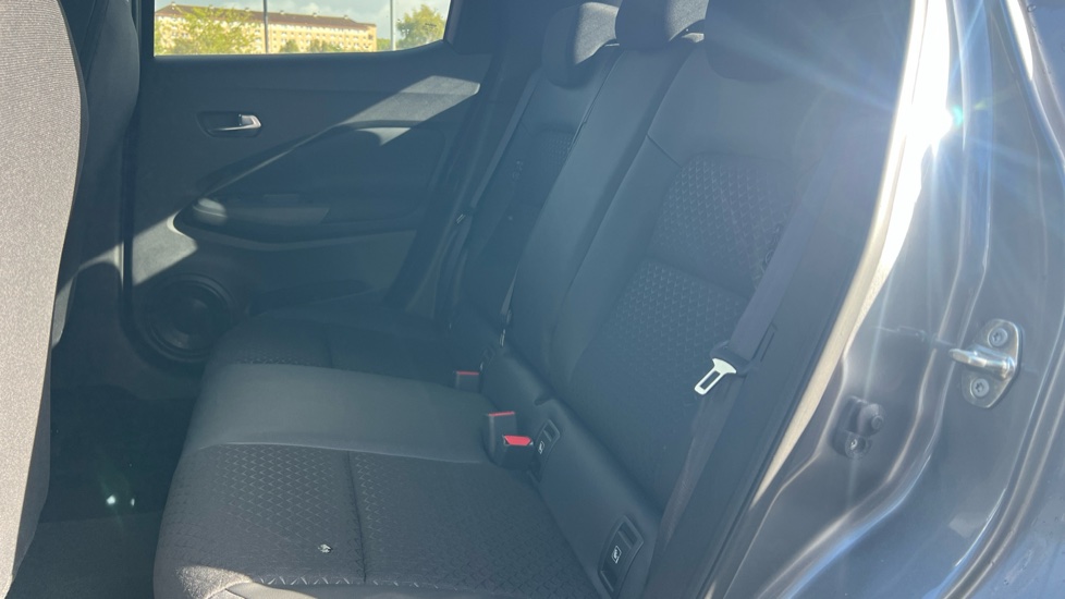 Nissan Juke 1.0 DiG-T N-Connecta 5dr Petrol Hatchback - Image 16