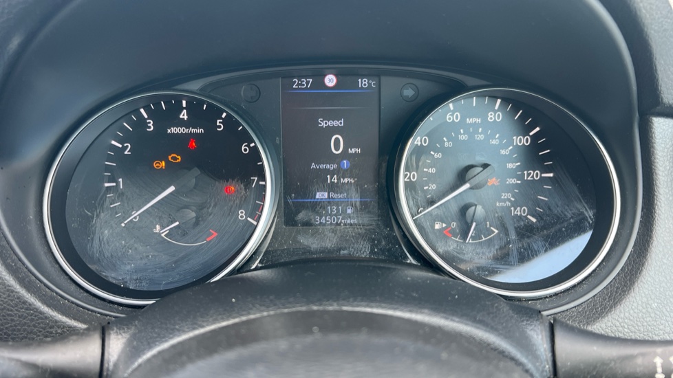 Nissan Qashqai 1.3 DiG-T Acenta Premium 5dr Petrol Hatchback - Image 18