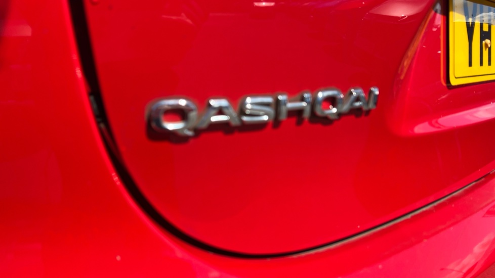 Nissan Qashqai 1.3 DiG-T Acenta Premium 5dr Petrol Hatchback - Image 22