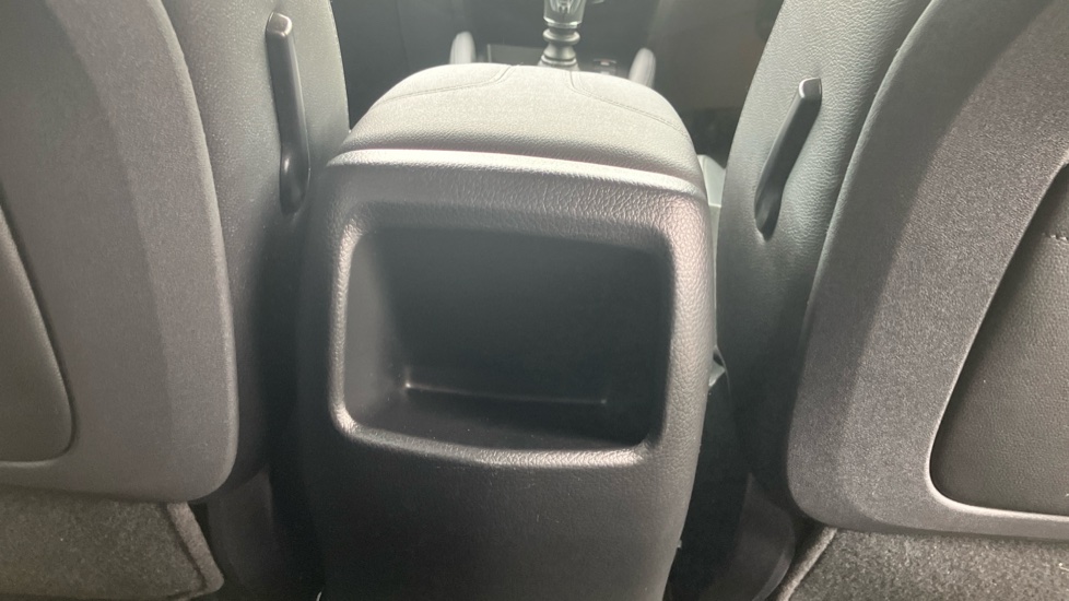 Nissan Qashqai 1.3 DiG-T Tekna 5dr Petrol Hatchback - Image 22
