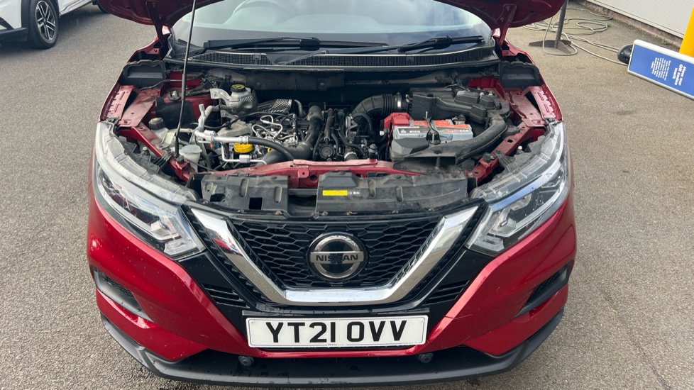 Nissan Qashqai 1.3 DiG-T 160 [157] Acenta Premium 5dr DCT Petrol Hatchback - Image 8