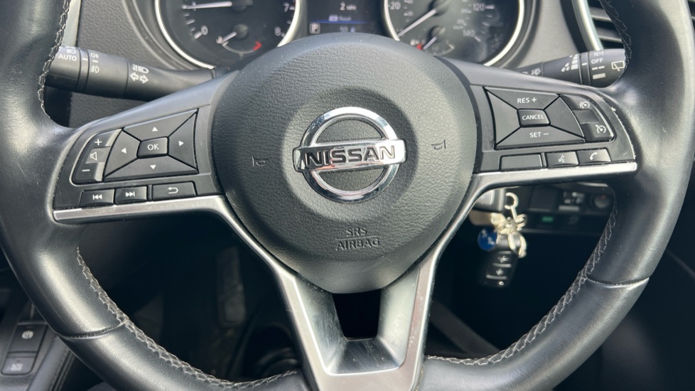 Nissan Qashqai 1.3 DiG-T 160 [157] Acenta Premium 5dr DCT Petrol Hatchback - Image 22