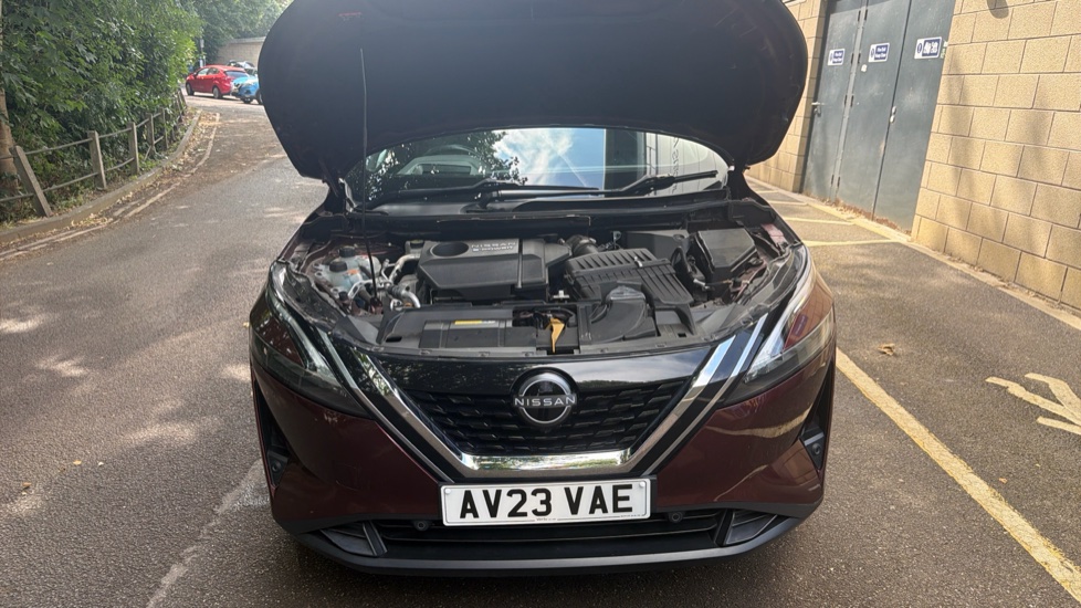 Nissan Qashqai 1.5 E-Power Tekna 5dr Auto Hybrid Hatchback - Image 8