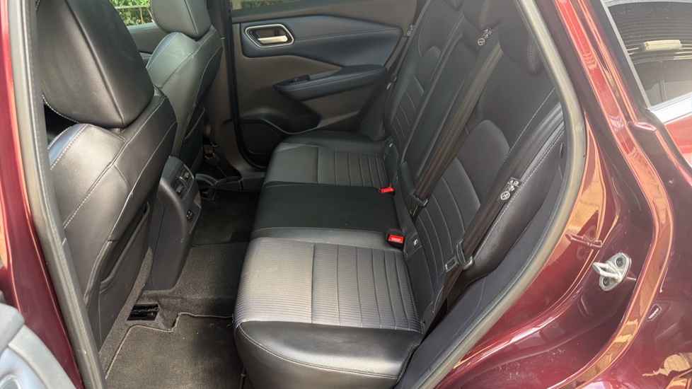 Nissan Qashqai 1.5 E-Power Tekna 5dr Auto Hybrid Hatchback - Image 16
