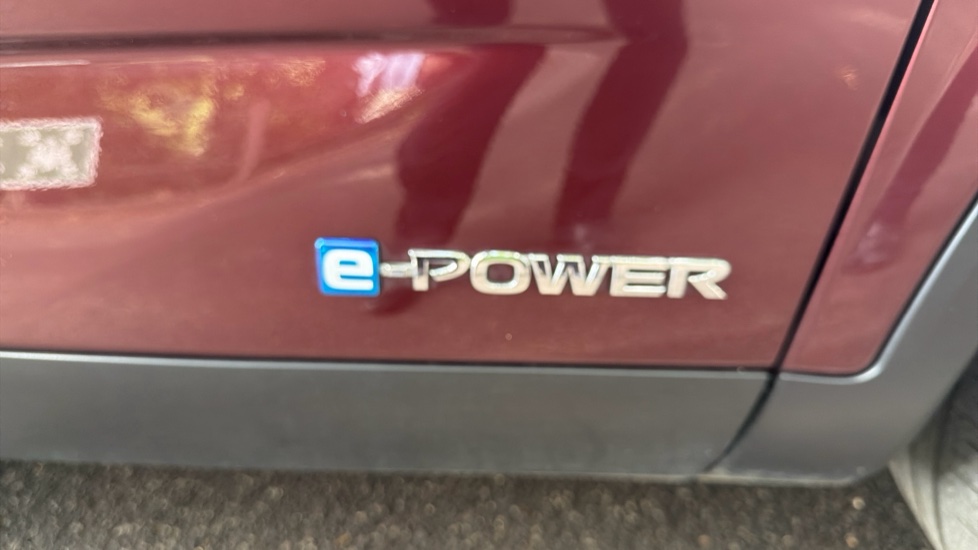 Nissan Qashqai 1.5 E-Power Tekna 5dr Auto Hybrid Hatchback - Image 23