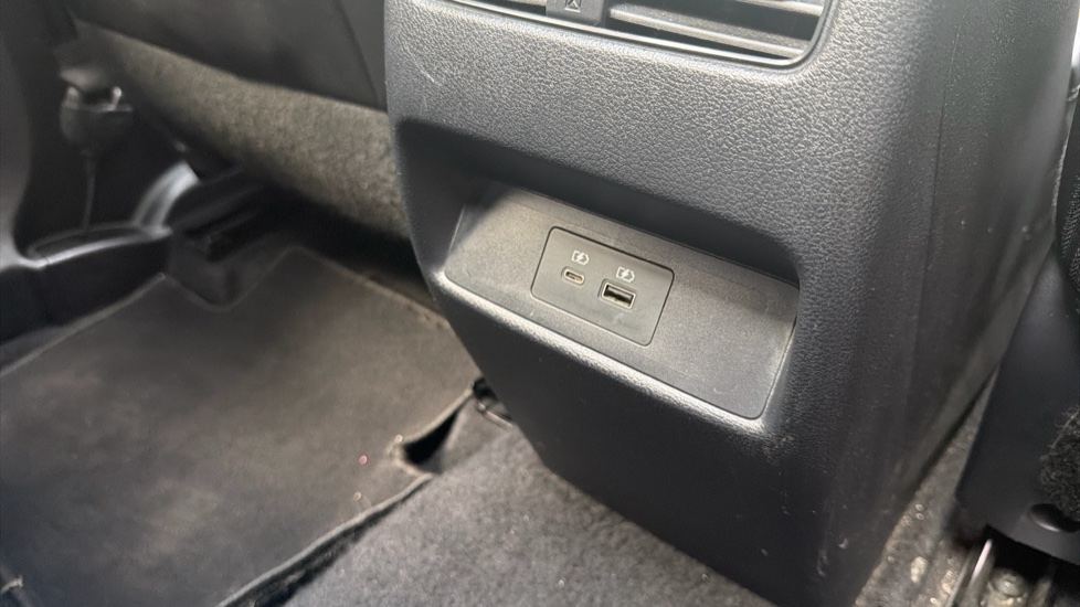 Nissan Qashqai 1.5 E-Power Tekna 5dr Auto Hybrid Hatchback - Image 33