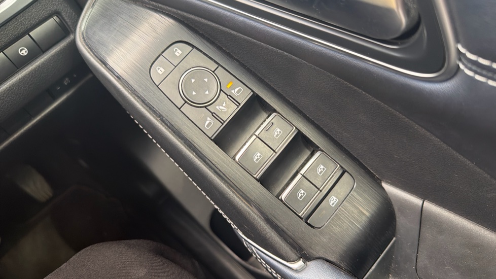 Nissan Qashqai 1.5 E-Power Tekna 5dr Auto Hybrid Hatchback - Image 35