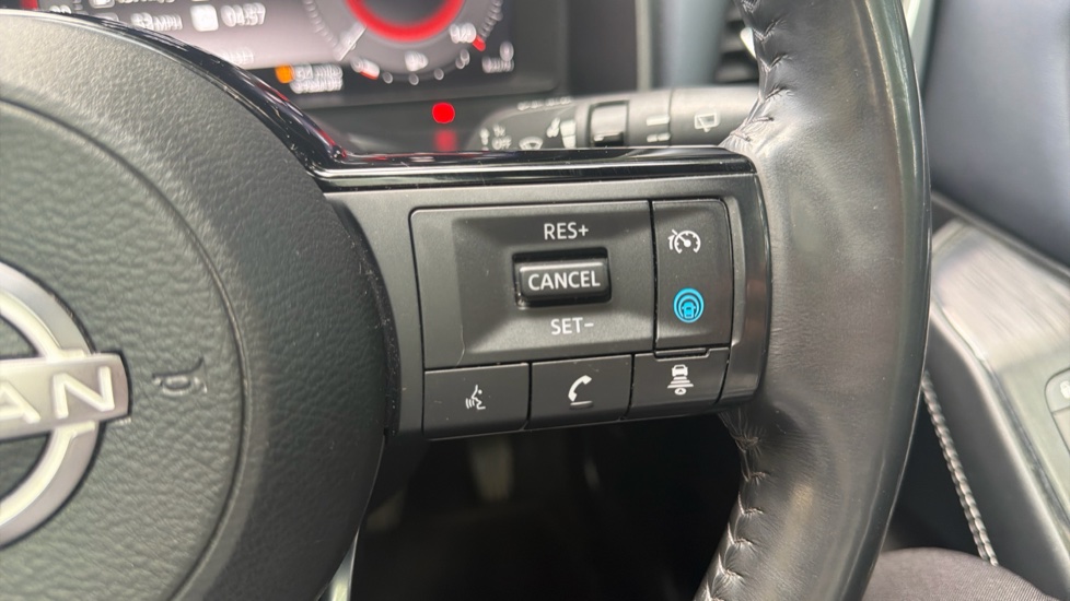 Nissan Qashqai 1.5 E-Power Tekna 5dr Auto Hybrid Hatchback - Image 39