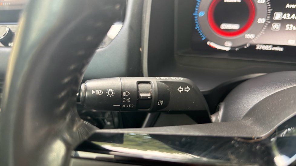 Nissan Qashqai 1.5 E-Power Tekna 5dr Auto Hybrid Hatchback - Image 40