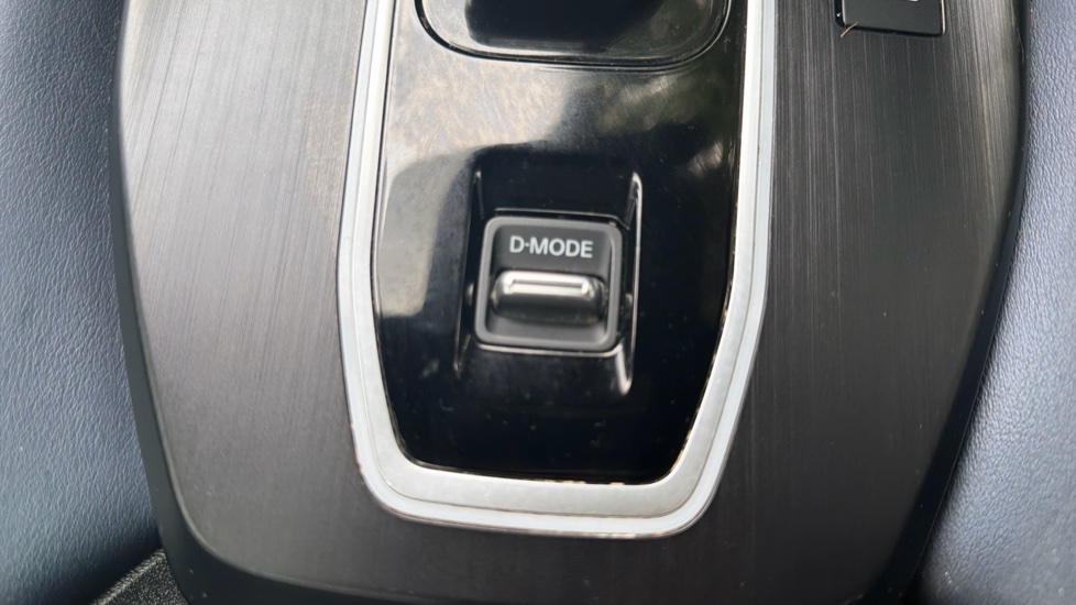 Nissan Qashqai 1.5 E-Power Tekna 5dr Auto Hybrid Hatchback - Image 47