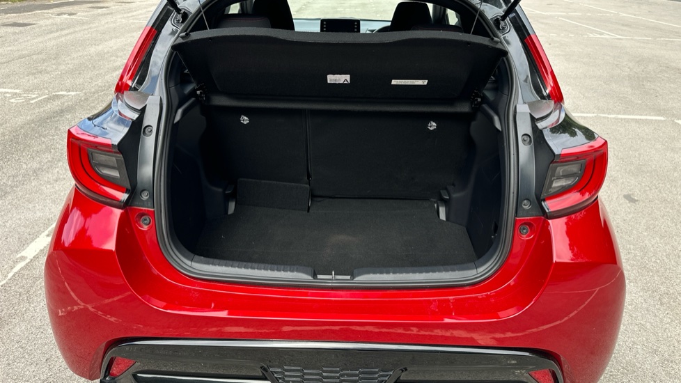 Toyota Yaris 1.5 Hybrid GR Sport 5dr CVT Hybrid Hatchback - Image 4