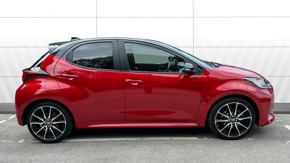 Toyota Yaris 1.5 Hybrid GR Sport 5dr CVT Hybrid Hatchback - Image 5