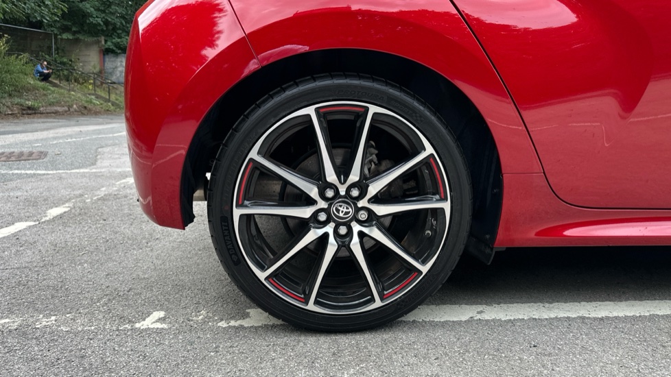 Toyota Yaris 1.5 Hybrid GR Sport 5dr CVT Hybrid Hatchback - Image 7
