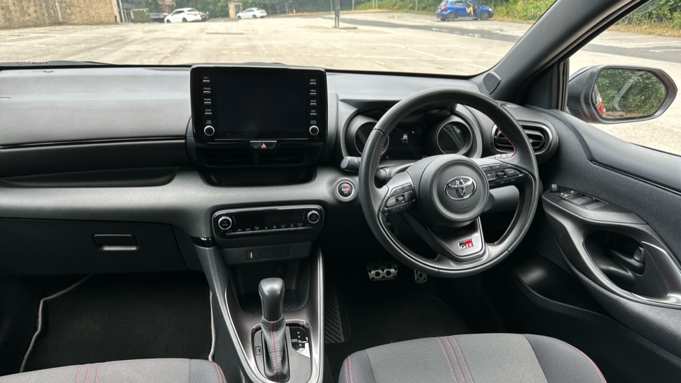 Toyota Yaris 1.5 Hybrid GR Sport 5dr CVT Hybrid Hatchback - Image 10