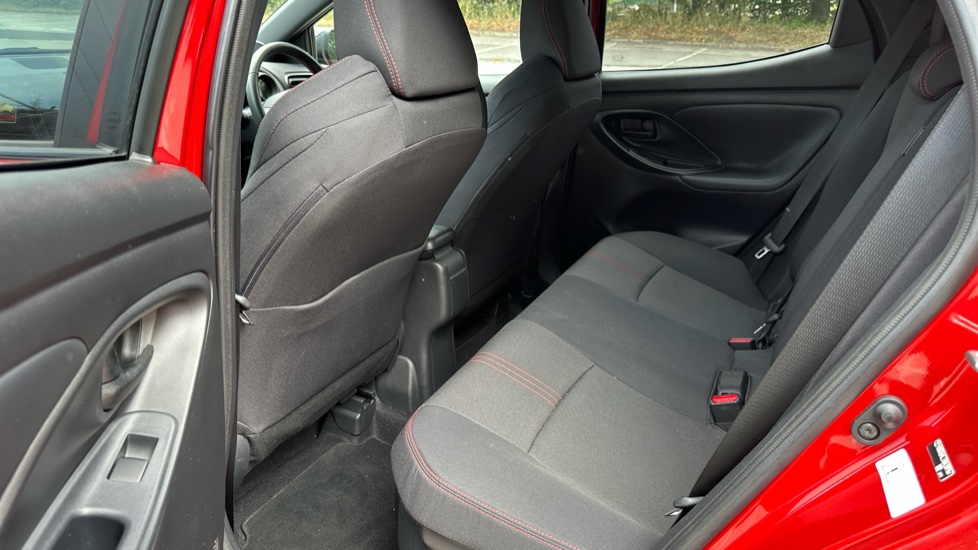 Toyota Yaris 1.5 Hybrid GR Sport 5dr CVT Hybrid Hatchback - Image 16