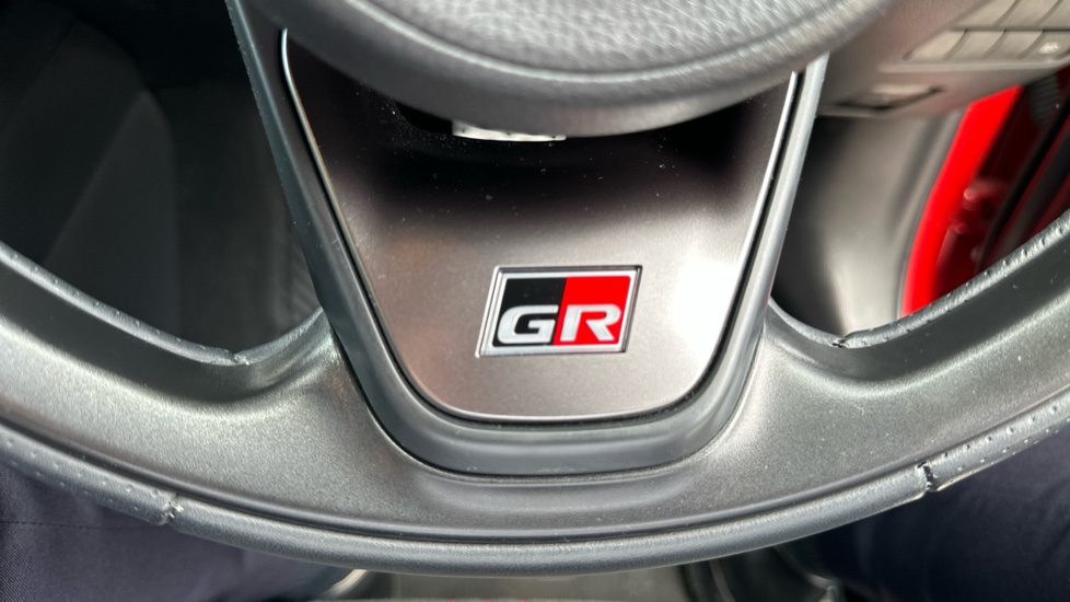 Toyota Yaris 1.5 Hybrid GR Sport 5dr CVT Hybrid Hatchback - Image 34