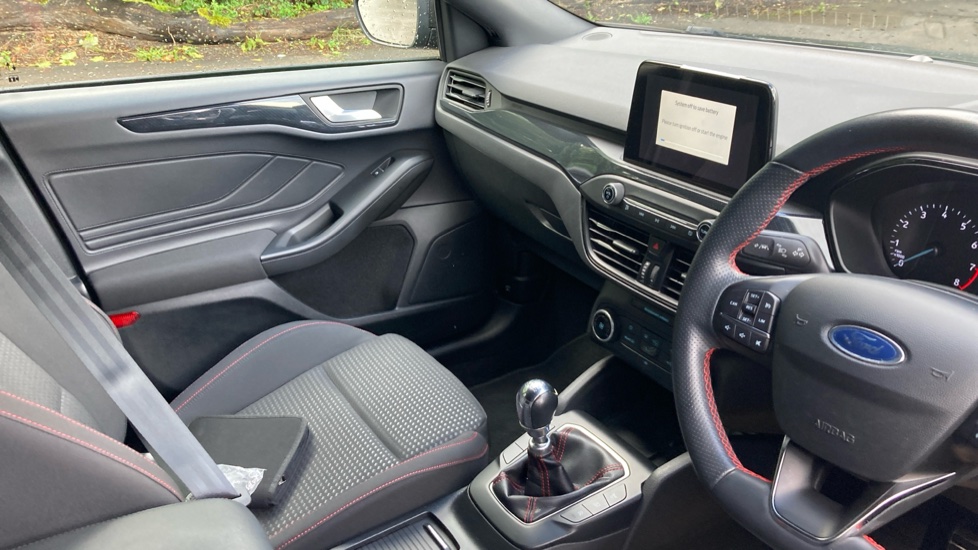 Ford Focus 1.0 EcoBoost Hybrid mHEV 155 ST-Line Edition 5dr Petrol Hatchback - Image 14