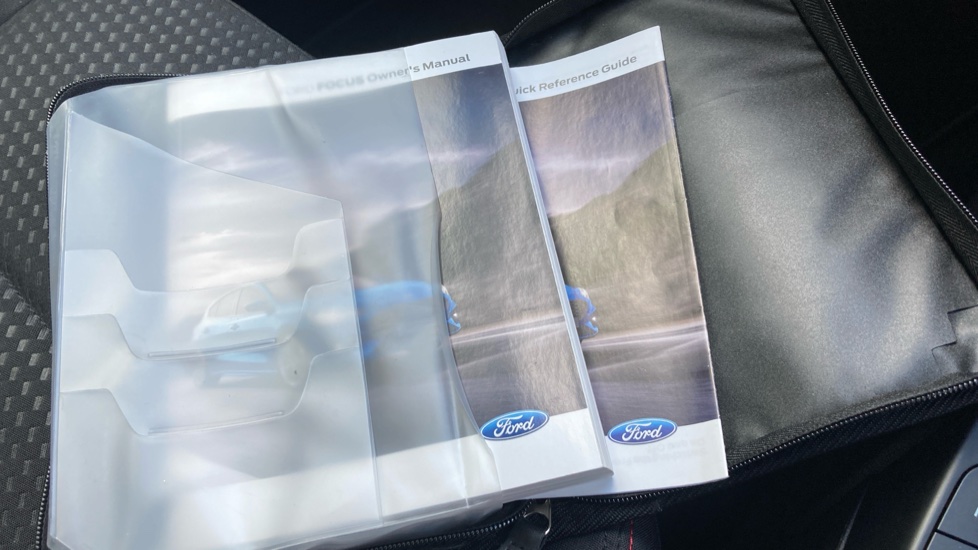 Ford Focus 1.0 EcoBoost Hybrid mHEV 155 ST-Line Edition 5dr Petrol Hatchback - Image 19