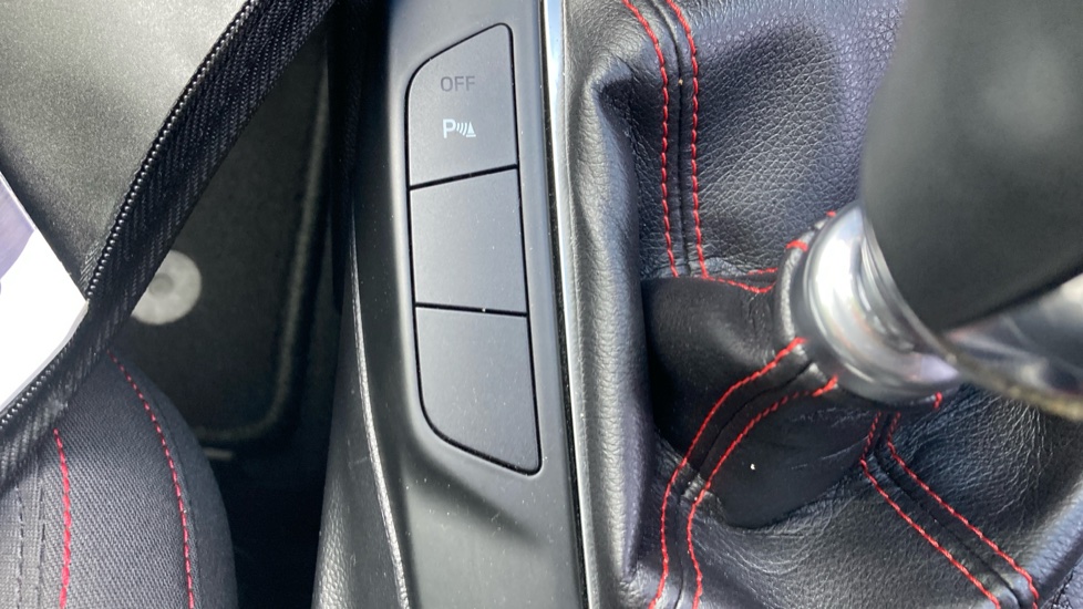 Ford Focus 1.0 EcoBoost Hybrid mHEV 155 ST-Line Edition 5dr Petrol Hatchback - Image 27